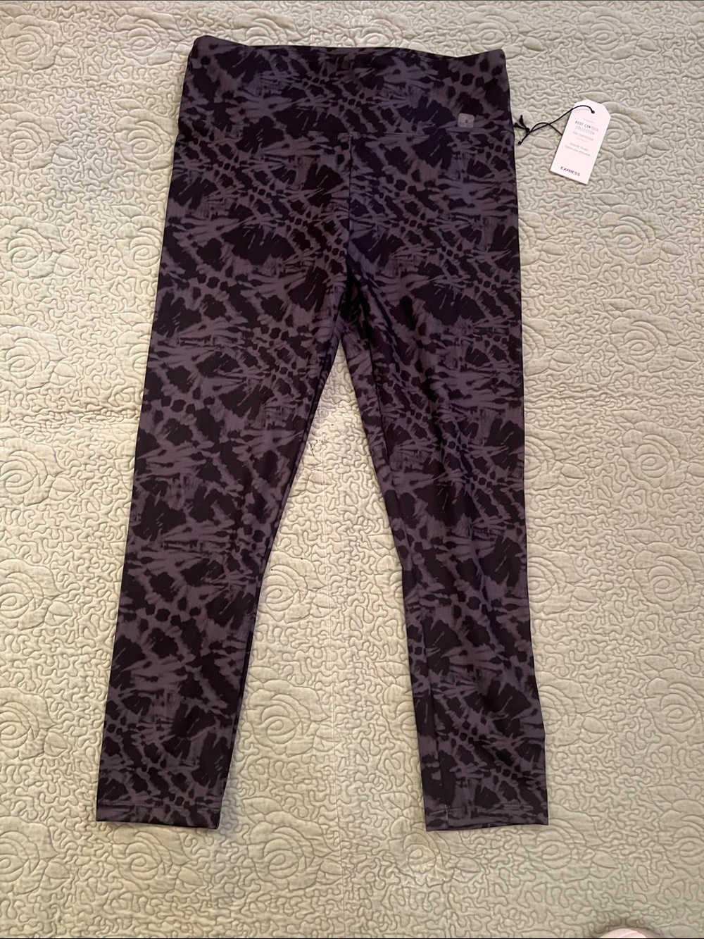 Express Women’s Tie-Dye Active Leggings